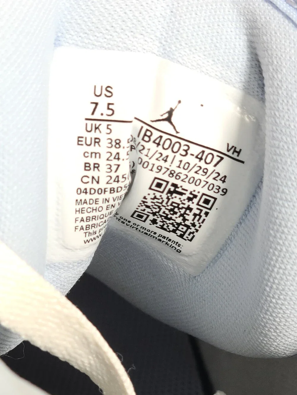 Nike Air Jordan 1 Retro Low SE Hydrogen Blue Sail Women 7.5 NEW - Picture 8 of 8
